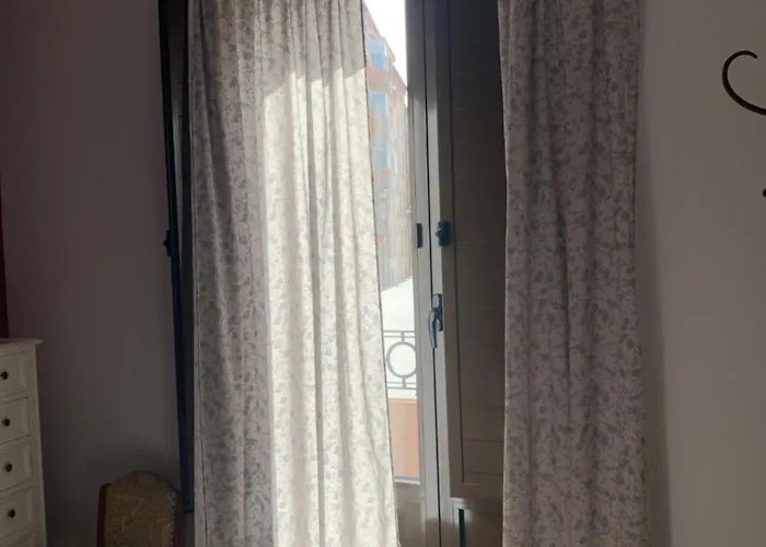 Lägenhet Casa De La Abuela Pequena *